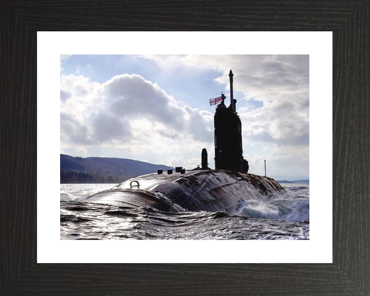 HMS Superb S109 Swiftsure Class Submarine 2007 Middle East