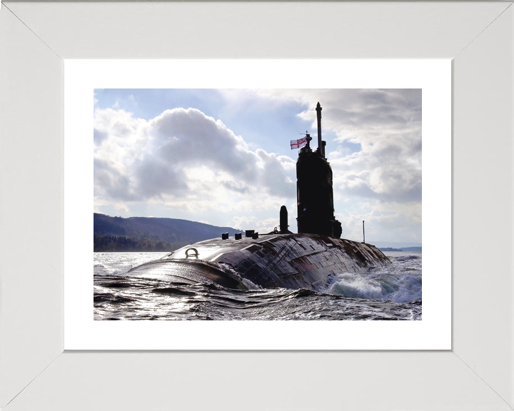 HMS Superb S109 Swiftsure Class Submarine 2007 Middle East