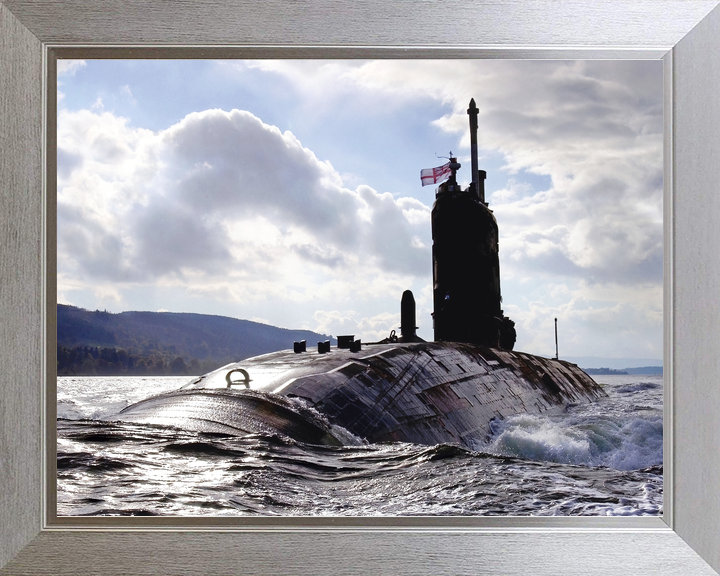 HMS Superb S109 Swiftsure Class Submarine 2007 Middle East