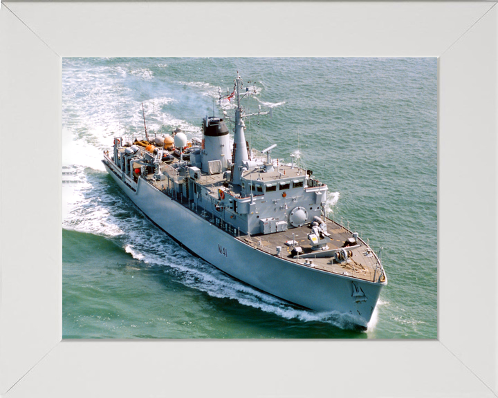 HMS Quorn M41 Hunt Class Minehunter August 2001 Photo Print - Posters, Prints, & Visual Artwork - by Hampshire Prints (image 5 of 9)