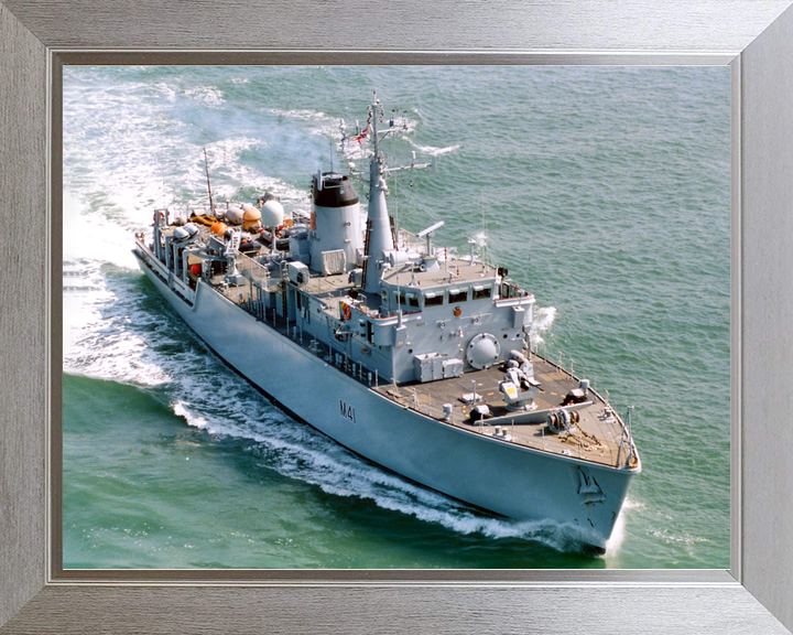 HMS Quorn M41 Hunt Class Minehunter August 2001 Photo Print - Posters, Prints, & Visual Artwork - by Hampshire Prints (image 7 of 9)
