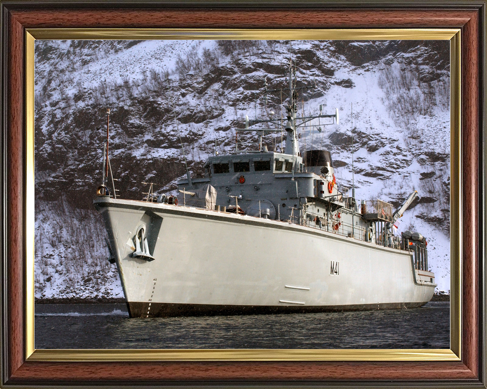 HMS Quorn M41 Hunt Class Minehunter March 2006 Photo Print - Posters, Prints, & Visual Artwork - by Hampshire Prints (image 9 of 9)