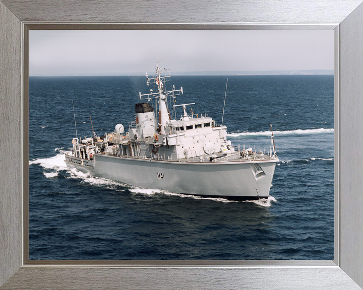 HMS Quorn M41 Hunt Class Minehunter March 1997 Photo Print - Posters, Prints, & Visual Artwork - by Hampshire Prints (image 7 of 9)
