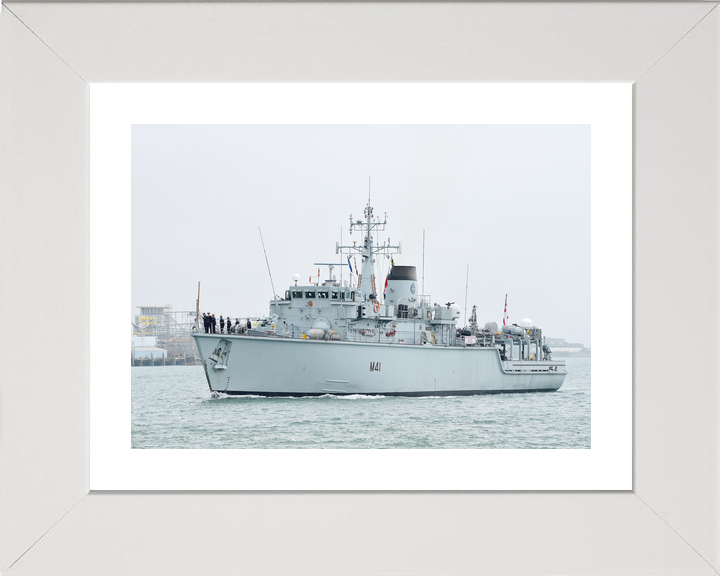 HMS Quorn M41 Hunt Class Minehunter July 2015 Photo Print - Posters, Prints, & Visual Artwork - by Hampshire Prints (image 4 of 9)
