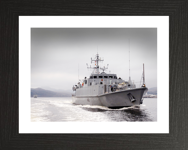 HMS Ramsey M110 Sandown Class Minehunter November 2006 Photo Print - Posters, Prints, & Visual Artwork - by Hampshire Prints (image 2 of 9)