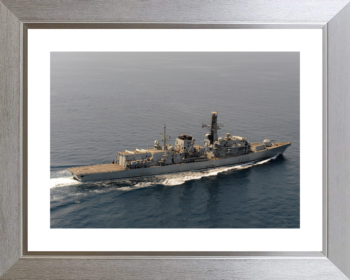 HMS Richmond F239 Type 23 Frigate September 2015 Starboard View Photo Print - Posters, Prints, & Visual Artwork - by Hampshire Prints (image 6 of 9)