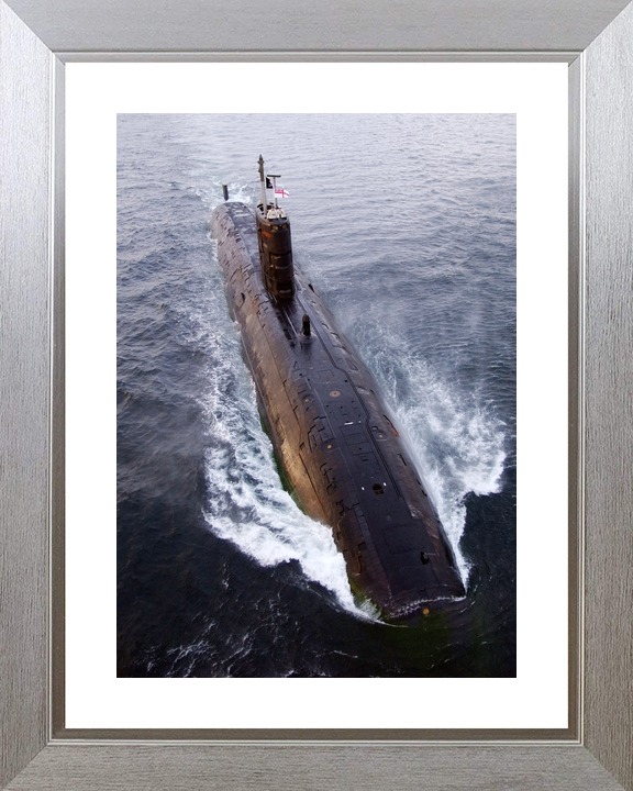 HMS Splendid S106 Swiftsure Class Submarine 2003