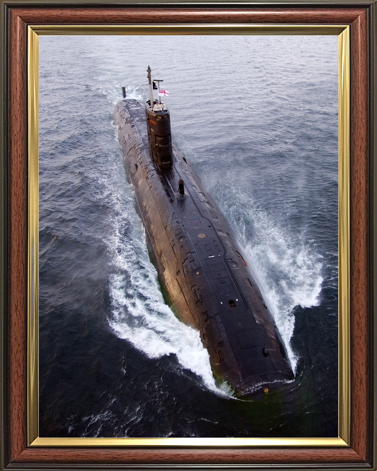 HMS Splendid S106 Swiftsure Class Submarine 2003