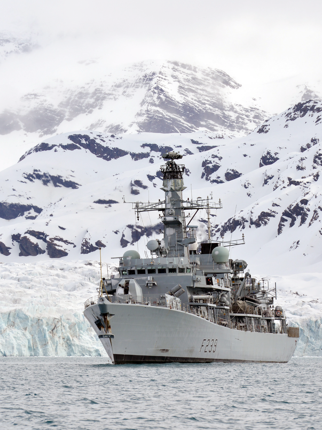 HMS Richmond F239 Type 23 Frigate September 2013 Low Port Bow View Photo Print - Posters, Prints, & Visual Artwork - by Hampshire Prints (image 1 of 9)