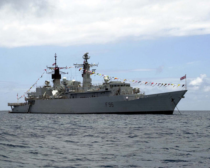 HMS Sheffield F96 | Photo Print | Framed Print | Poster | Type 22 | Frigate | Royal Navy Hampshire Prints