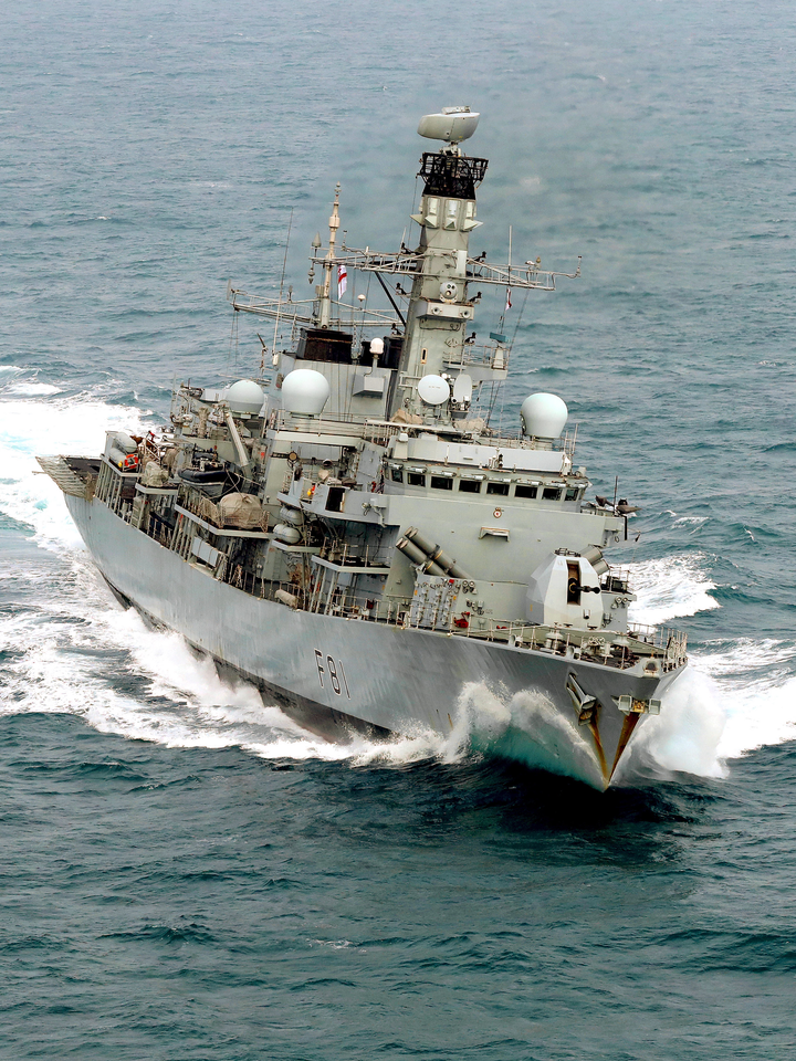 HMS Sutherland F81 Type 23 Frigate December 2016