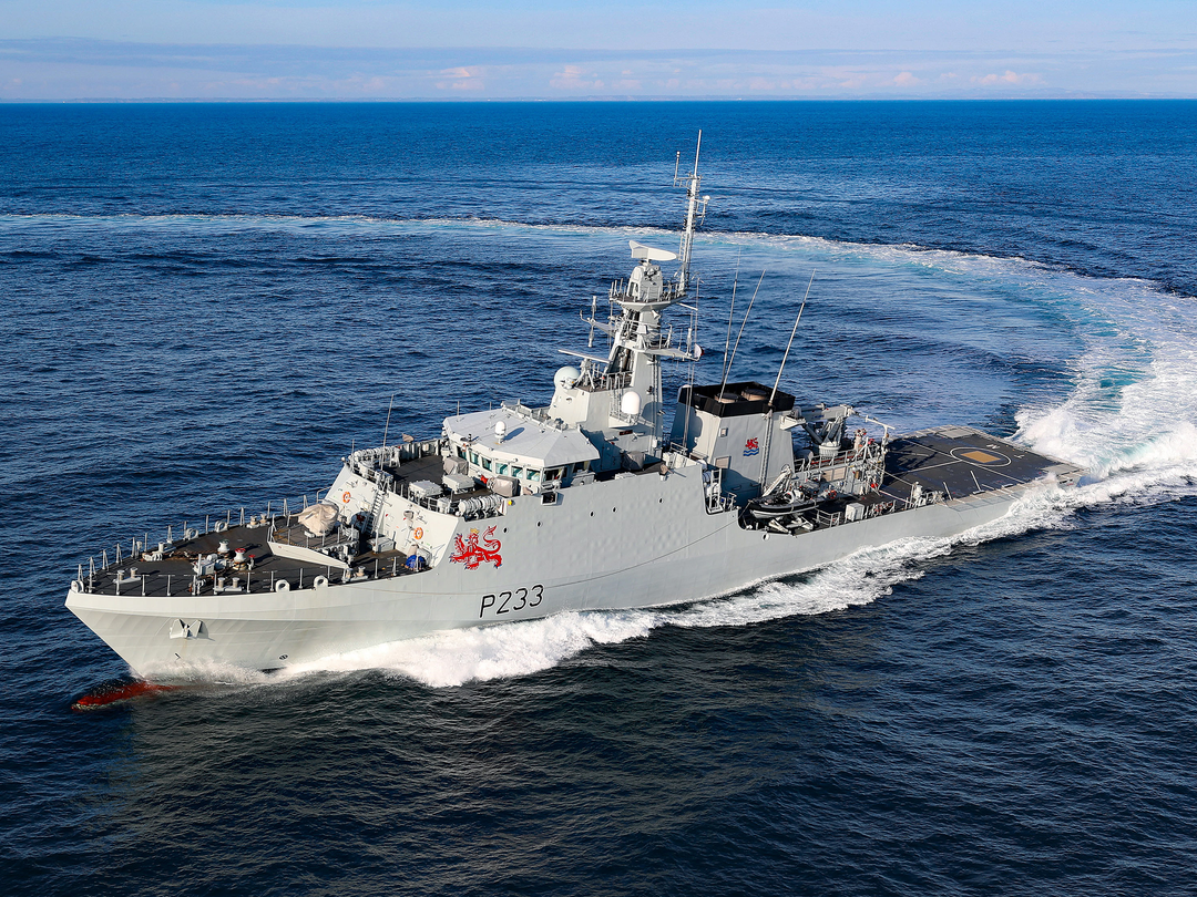 HMS Tamar P233 River Class Patrol Vessel January 2021 Starboard Turn Photo Print - Posters, Prints, & Visual Artwork - by Hampshire Prints (image 1 of 9)