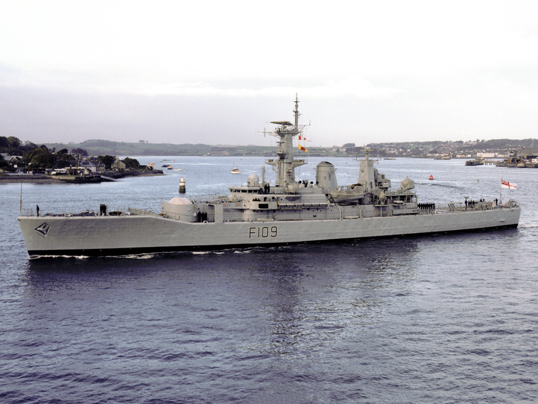 HMS Leander F109 Leander Class Frigate 1985 Photo Print - Posters, Prints, & Visual Artwork - by Hampshire Prints (image 1 of 9)