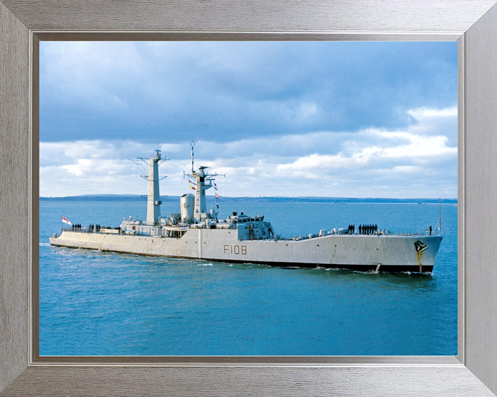 HMS Londonderry F108 Rothesay Class Frigate 1983 Photo Print - Posters, Prints, & Visual Artwork - by Hampshire Prints (image 7 of 9)
