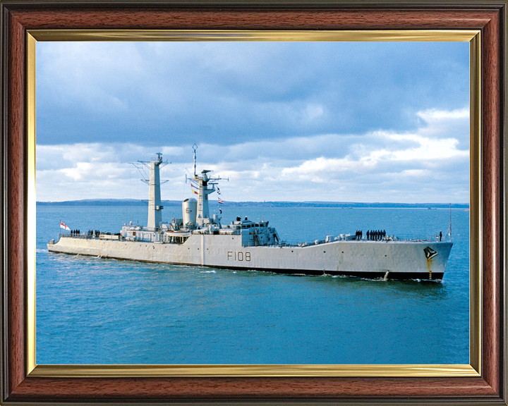 HMS Londonderry F108 Rothesay Class Frigate 1983 Photo Print - Posters, Prints, & Visual Artwork - by Hampshire Prints (image 9 of 9)