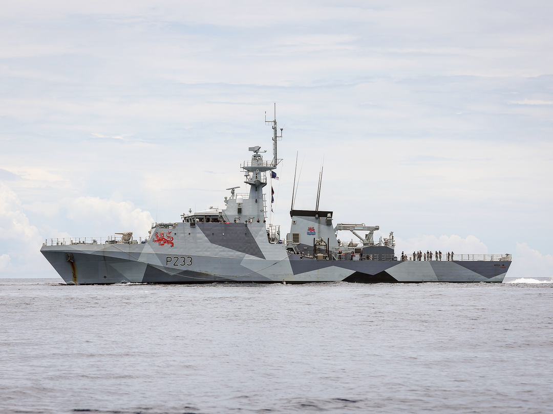 HMS Tamar P233 River Class Patrol Vessel July 2022 Photo Print - Posters, Prints, & Visual Artwork - by Hampshire Prints (image 1 of 9)