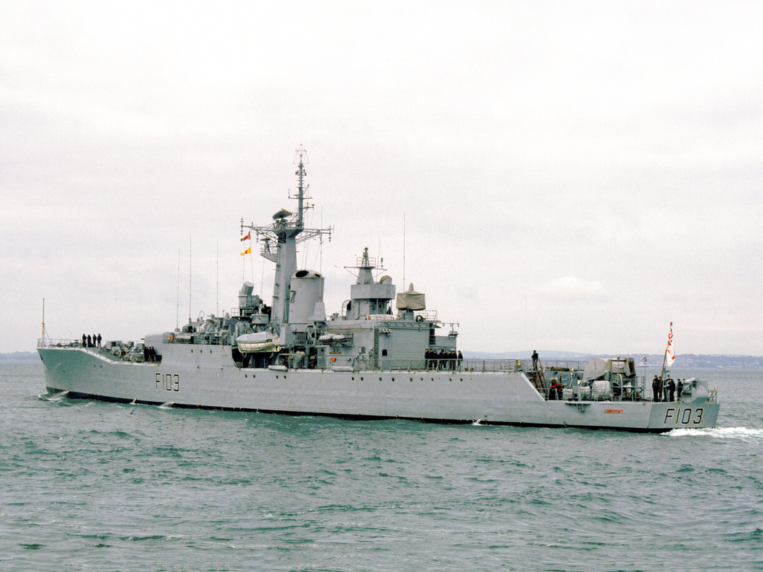 HMS Lowestoft F103 Rothesay Class Frigate 1984 Photo Print - Posters, Prints, & Visual Artwork - by Hampshire Prints (image 1 of 9)