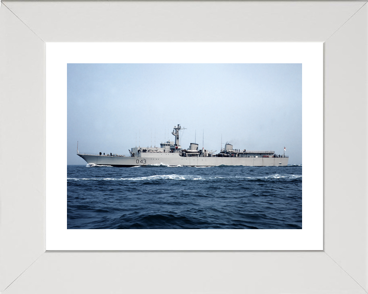 HMS Matapan D43 Battle Class Destroyer Port Beam View Photo Print - Posters, Prints, & Visual Artwork - by Hampshire Prints (image 4 of 9)