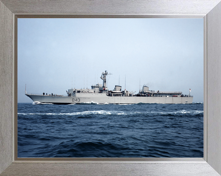 HMS Matapan D43 Battle Class Destroyer Port Beam View Photo Print - Posters, Prints, & Visual Artwork - by Hampshire Prints (image 7 of 9)