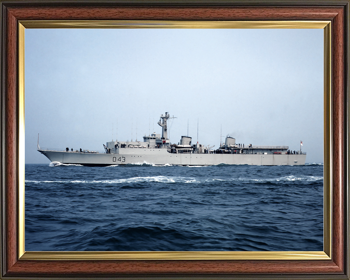 HMS Matapan D43 Battle Class Destroyer Port Beam View Photo Print - Posters, Prints, & Visual Artwork - by Hampshire Prints (image 9 of 9)