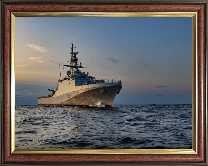 HMS Trent P224 River Class Patrol Vessel October 2021 Photo Print - Posters, Prints, & Visual Artwork - by Hampshire Prints (image 9 of 9)