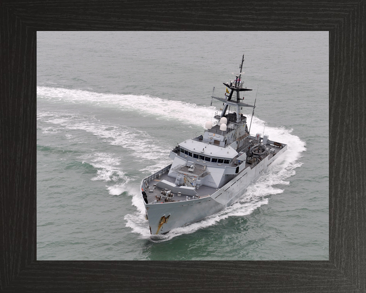HMS Tyne P281 River Class Patrol Vessel February 2012 Starboard Turn Photo Print - Posters, Prints, & Visual Artwork - by Hampshire Prints (image 3 of 9)
