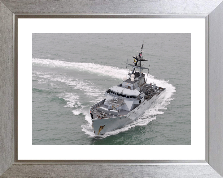 HMS Tyne P281 River Class Patrol Vessel February 2012 Starboard Turn Photo Print - Posters, Prints, & Visual Artwork - by Hampshire Prints (image 6 of 9)