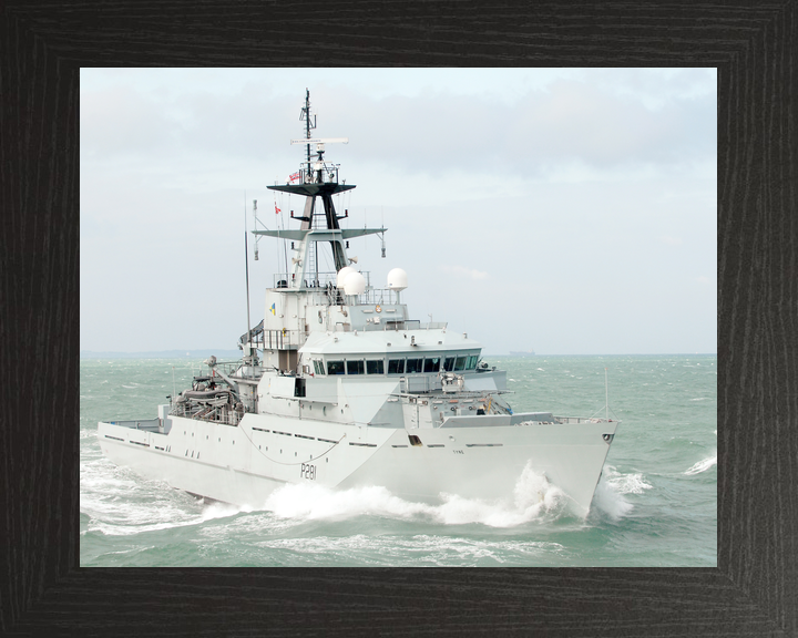 HMS Tyne P281 River Class Patrol Vessel January 2011 Photo Print - Posters, Prints, & Visual Artwork - by Hampshire Prints (image 3 of 9)