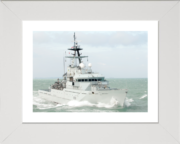 HMS Tyne P281 River Class Patrol Vessel January 2011 Photo Print - Posters, Prints, & Visual Artwork - by Hampshire Prints (image 4 of 9)