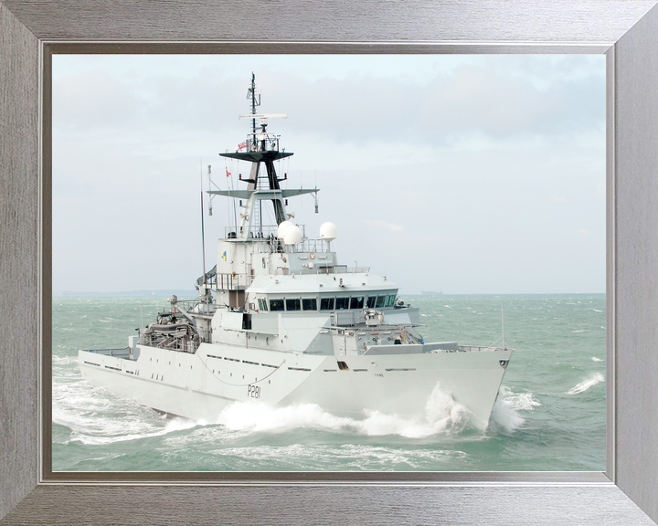 HMS Tyne P281 River Class Patrol Vessel January 2011 Photo Print - Posters, Prints, & Visual Artwork - by Hampshire Prints (image 7 of 9)