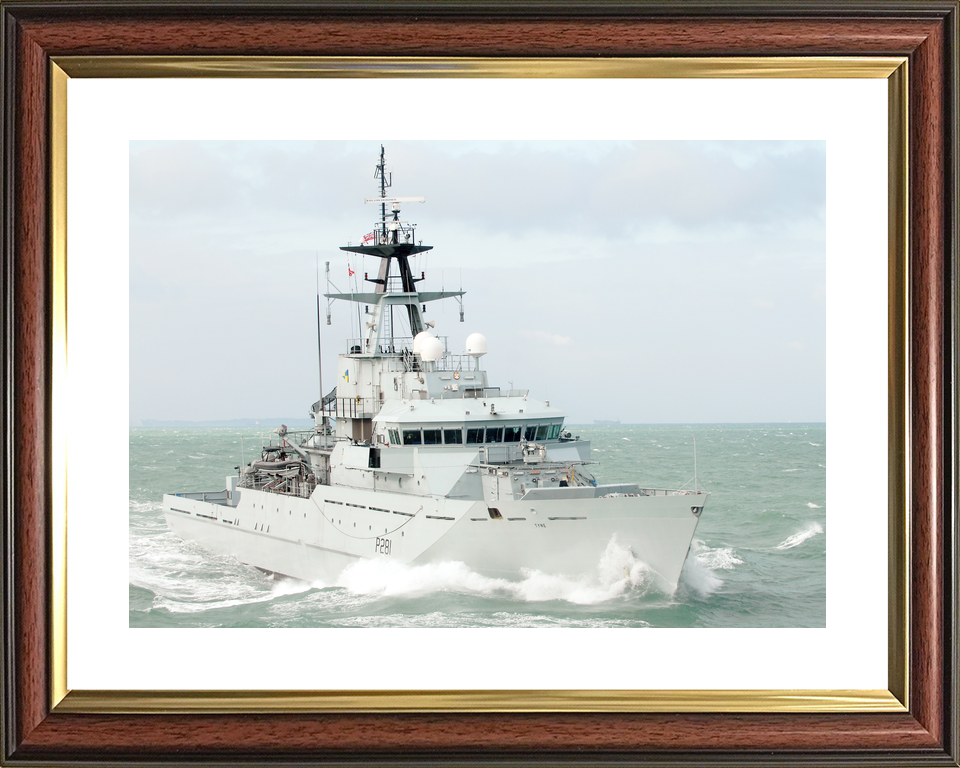 HMS Tyne P281 River Class Patrol Vessel January 2011 Photo Print - Posters, Prints, & Visual Artwork - by Hampshire Prints (image 8 of 9)