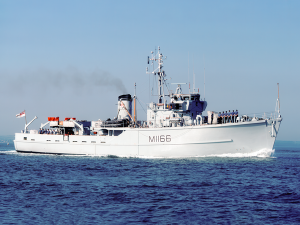 HMS Nurton M1166 Ton Class Minesweeper May 1990