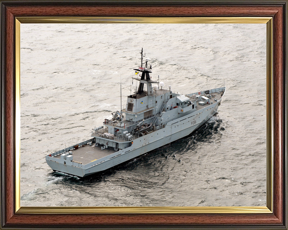 HMS Tyne P281 River Class Patrol Vessel September 2014 Photo Print - Posters, Prints, & Visual Artwork - by Hampshire Prints (image 9 of 9)