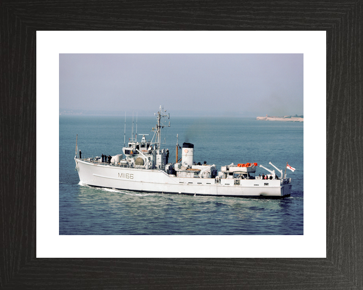 HMS Nurton M1166 Ton Class Minesweeper March 1987 Photo Print - Posters, Prints, & Visual Artwork - by Hampshire Prints (image 2 of 9)
