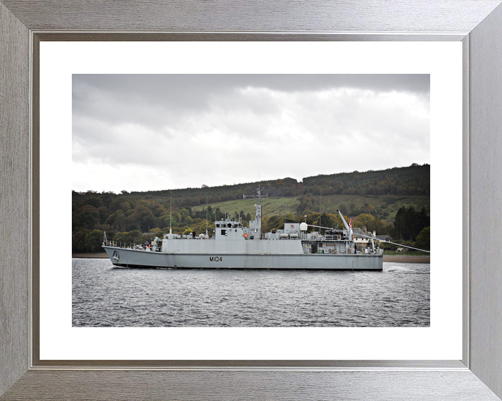 HMS Walney M104 Sandown Class Minehunter October 2010 Photo Print - Posters, Prints, & Visual Artwork - by Hampshire Prints (image 6 of 9)