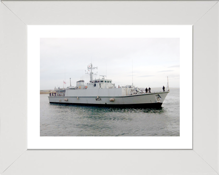 HMS Walney M104 Sandown Class Minehunter October 2003 Photo Print - Posters, Prints, & Visual Artwork - by Hampshire Prints (image 4 of 9)