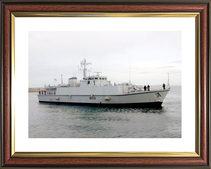 HMS Walney M104 Sandown Class Minehunter October 2003 Photo Print - Posters, Prints, & Visual Artwork - by Hampshire Prints (image 8 of 9)