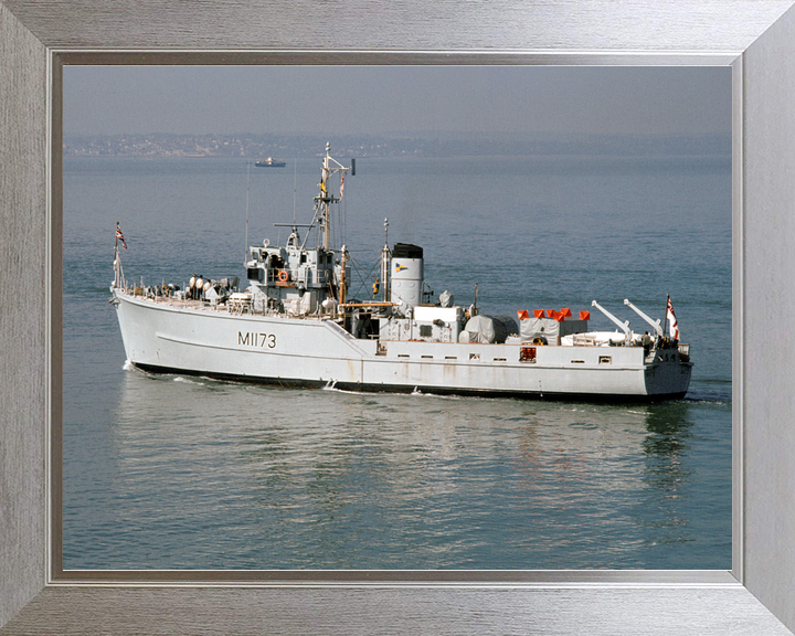 HMS Pollington M1173 Ton Class Minesweeper June 1986 Photo Print - Posters, Prints, & Visual Artwork - by Hampshire Prints (image 7 of 9)