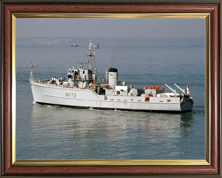 HMS Pollington M1173 Ton Class Minesweeper June 1986 Photo Print - Posters, Prints, & Visual Artwork - by Hampshire Prints (image 9 of 9)
