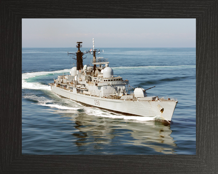 HMS York D98 Type 42 Destroyer October 2005 Turning to Port