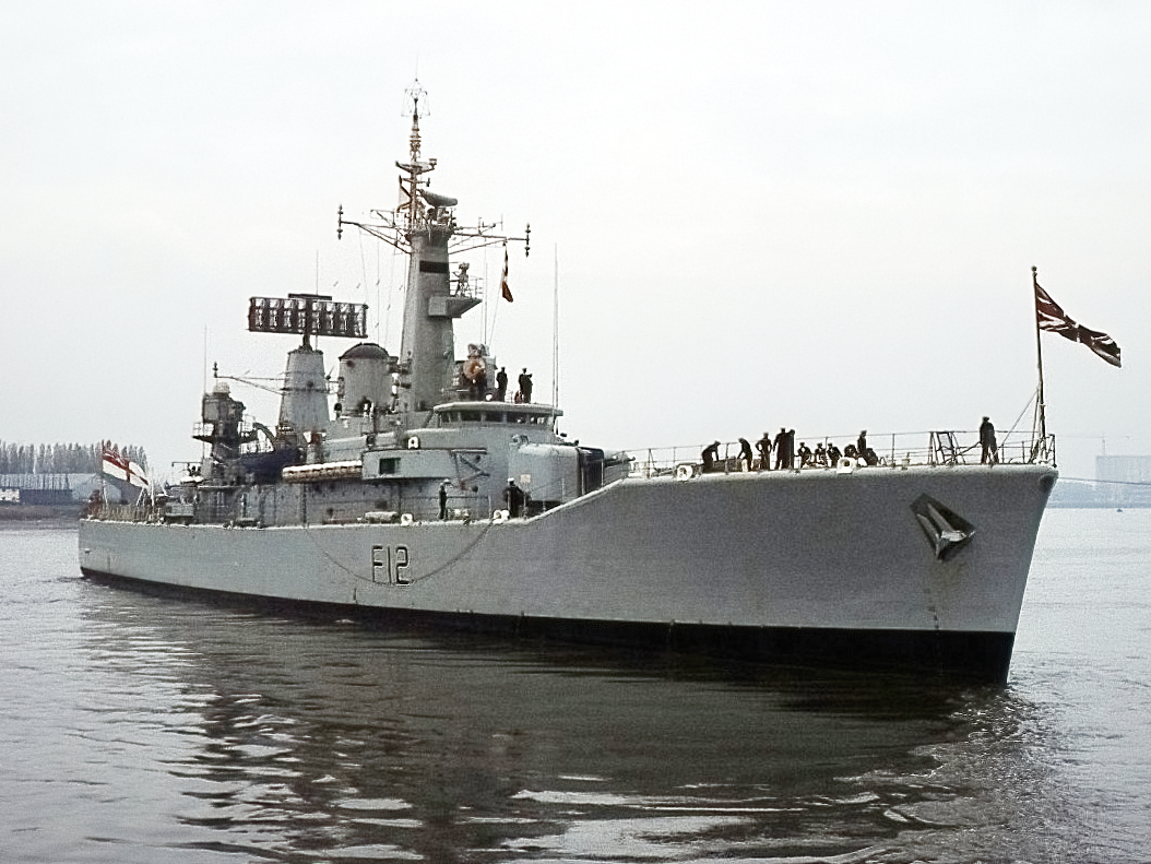 HMS Achilles (F12) Royal Navy Leander Class Frigate Photo Print Warship Wall Art Poster Posters, Prints, & Visual Artwork Hampshire Prints 6 x 4 No Frame No