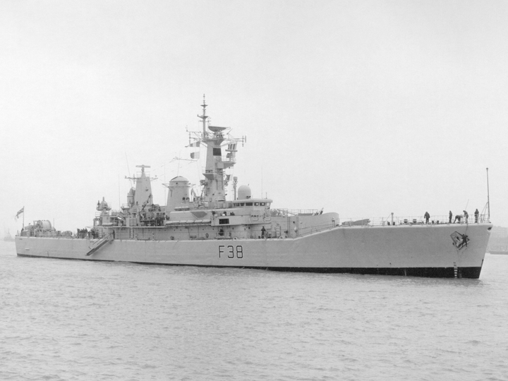 HMS Arethusa (F38) Royal Navy Leander Class Frigate Starboard View Photo Print Wall Art Naval Decor Posters, Prints, & Visual Artwork Hampshire Prints 6 x 4 No Frame No