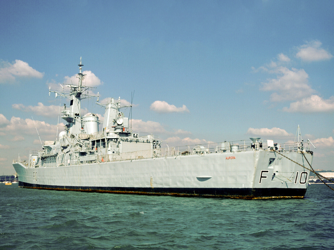HMS Aurora (F10) Royal Navy Leander Class Frigate At A Buoy Photo Print Wall Art Decor Posters, Prints, & Visual Artwork Hampshire Prints 6 x 4 No Frame No