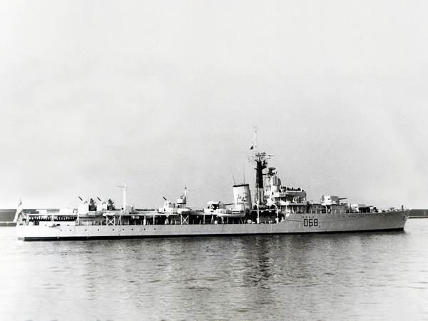HMS Barrosa D68 Battle Class Destroyer Starboard Side View