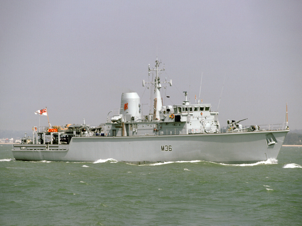 HMS Bicester M36 Hunt Class Mine Warfare Vessel May 1987 Underway