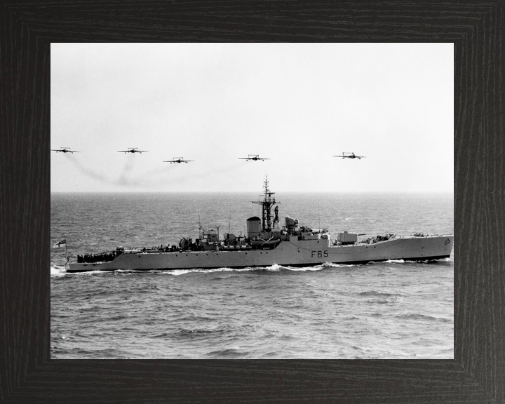 HMS Tenby F65 Whitby Class Frigate Flyover Photo Print - Posters, Prints, & Visual Artwork - by Hampshire Prints (image 3 of 9)