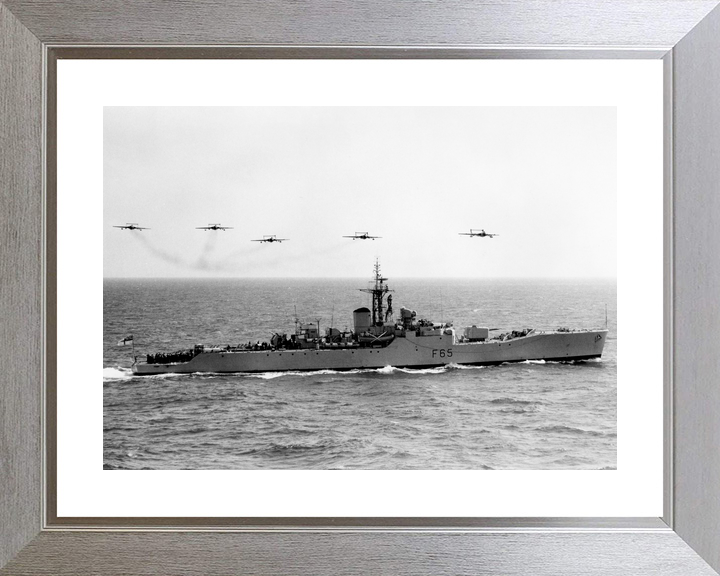 HMS Tenby F65 Whitby Class Frigate Flyover Photo Print - Posters, Prints, & Visual Artwork - by Hampshire Prints (image 6 of 9)