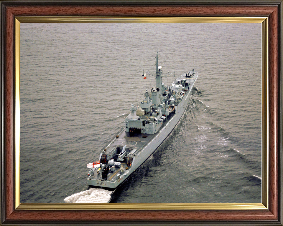 HMS Yarmouth F101 Rothesay Class Frigate Starboard Quarter View Photo Print - Posters, Prints, & Visual Artwork - by Hampshire Prints (image 9 of 9)