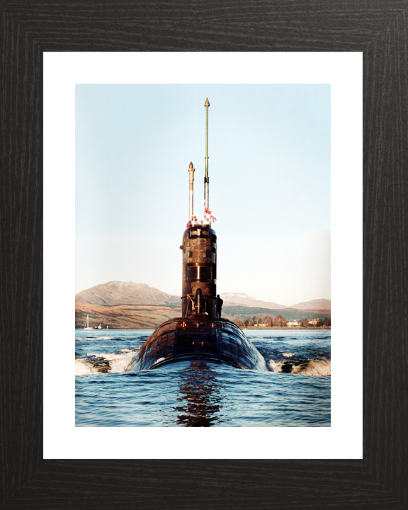 HMS Splendid S106 Swiftsure Class Submarine 2003 Paying Off