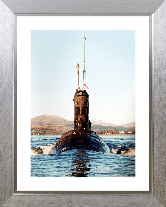 HMS Splendid S106 Swiftsure Class Submarine 2003 Paying Off